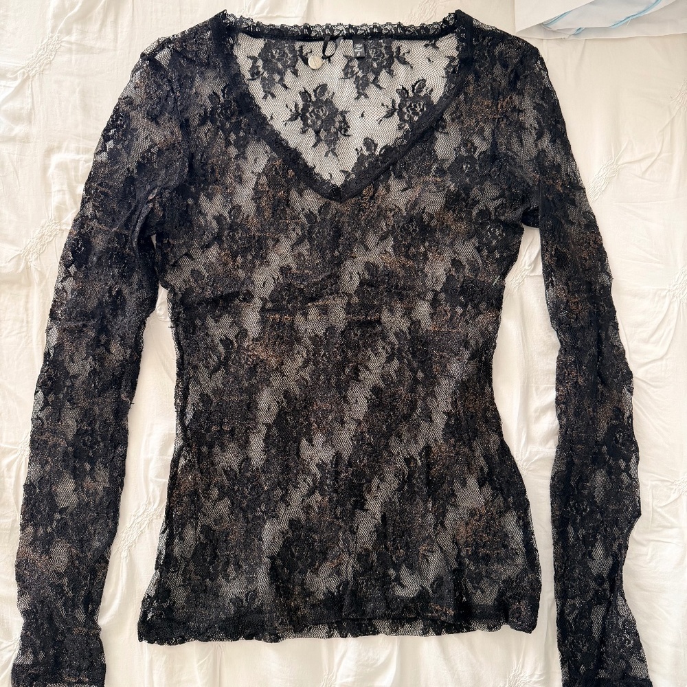 BKE Boutique Black lace floral top S - Picture 1 of 4